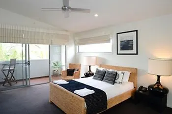 Beach Road Holiday Homes Sunshine Coast Australia