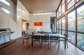 Villa Beach Road Holiday Homes Sunshine Coast